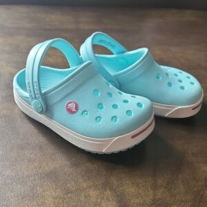 CROCS Toddler Size 6-7 Tiffany Blue Slide On - Great Condition!